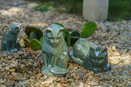Mini Pet Urn for Ashes Neko - Oily Green Melange | Ceramic Cat Urn - Pulvis Art Urns