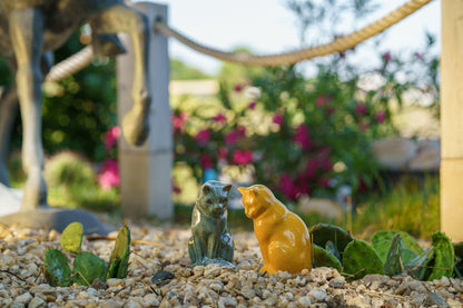 Mini Pet Urn for Ashes Neko - Oily Green Melange | Ceramic Cat Urn - Pulvis Art Urns