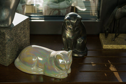 Neko Pet Urn for Ashes - Dark Matte | Ceramic | Handmade Cat Urn - Pulvis Art Urns