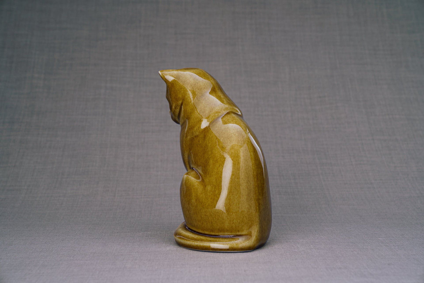 
                  
                    Pulvis Art Urns Pet Urn Neko Pet Urn for Ashes - Dark Sand | Ceramic | Handmade
                  
                