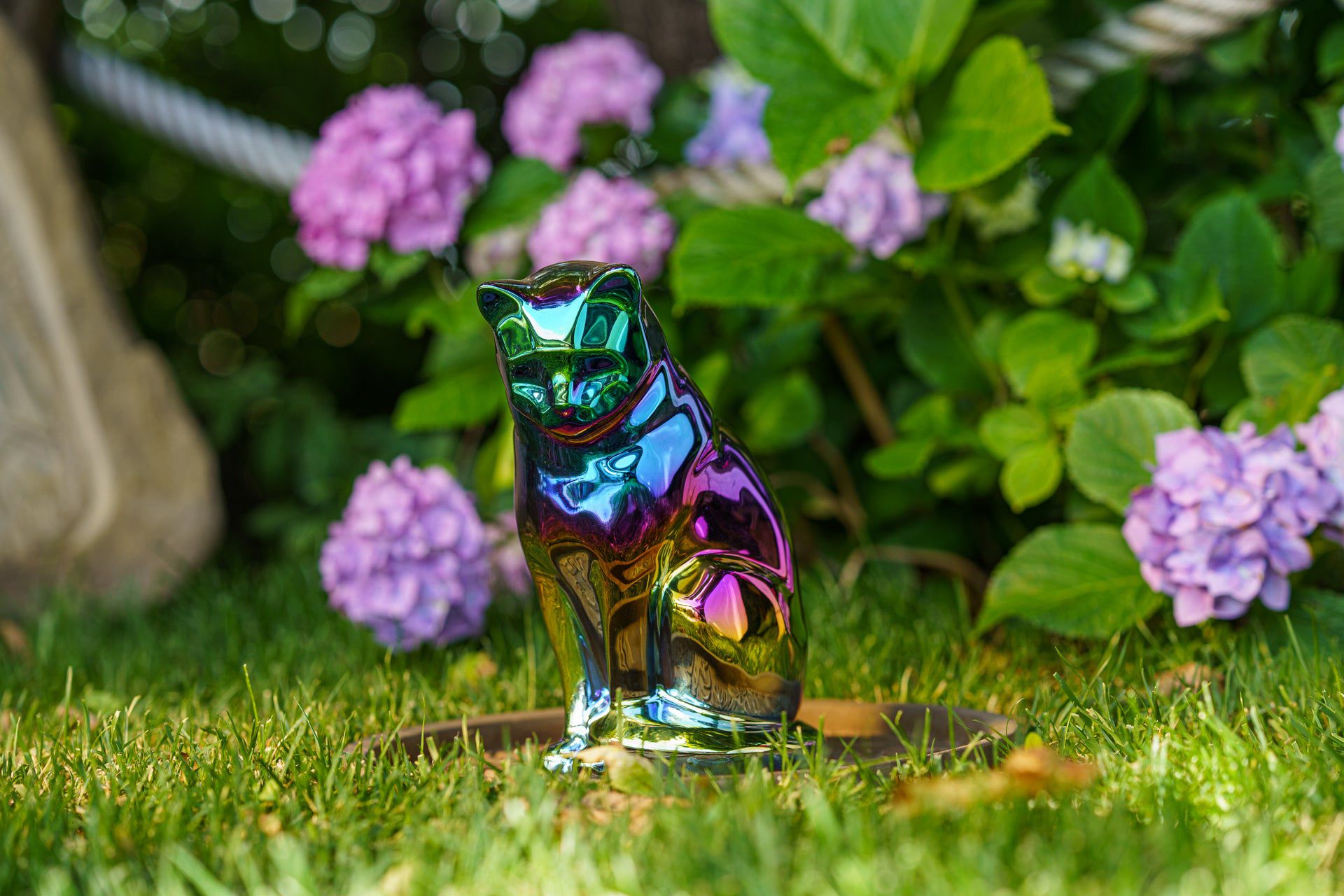 Neko Pet Urn for Ashes - Rainbow Chrome | Ceramic | Handmade - Pulvis Art Urns