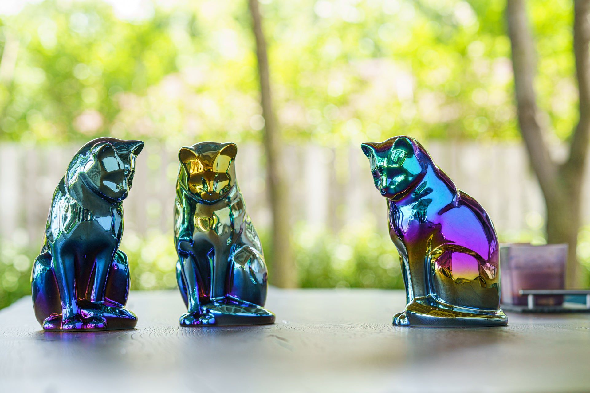 Neko Pet Urn for Ashes - Rainbow Chrome | Ceramic | Handmade - Pulvis Art Urns