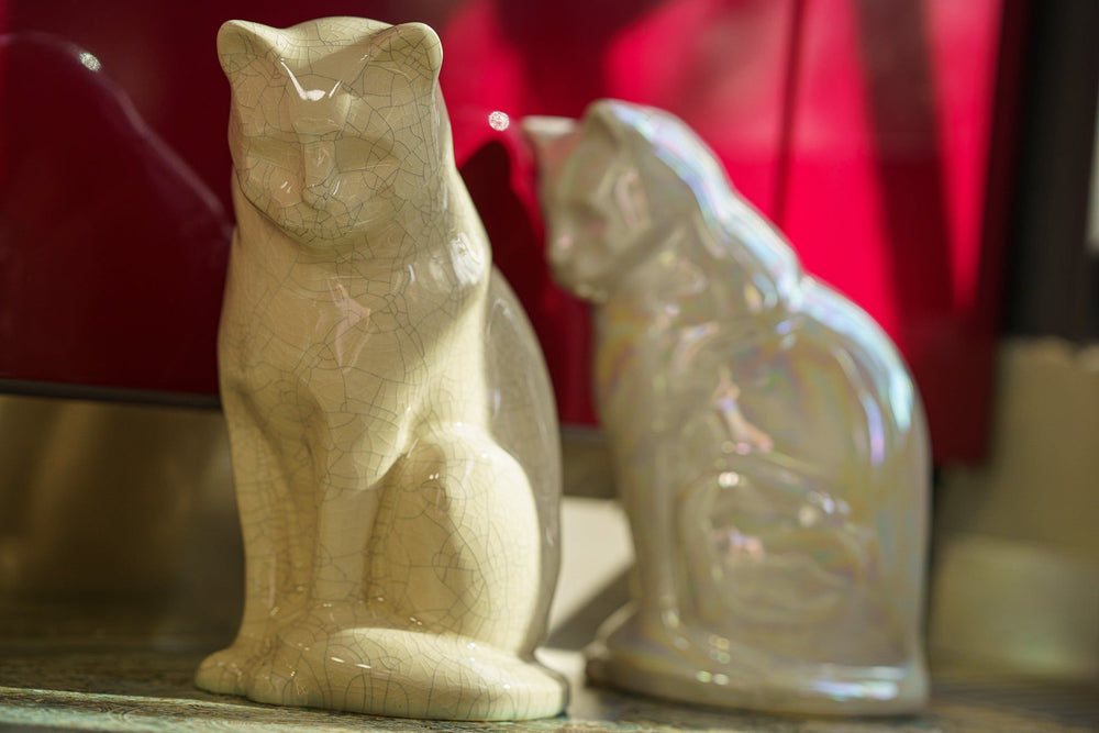 Pulvis Art Urns Pet Urn Neko Pet Urn for Ashes - White | Ceramic | Handmade