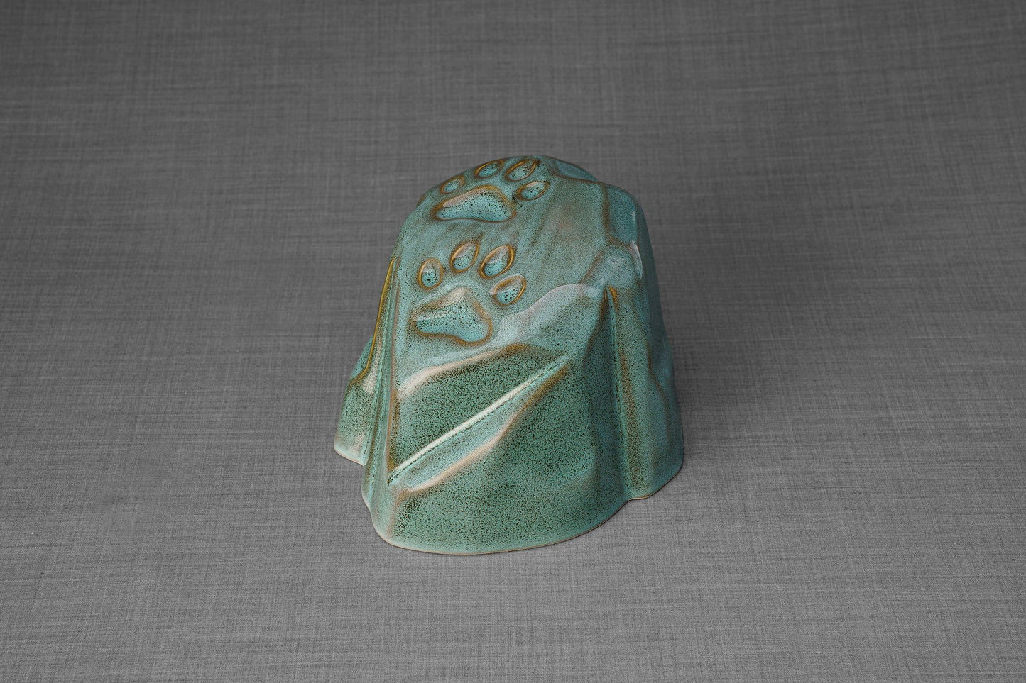 
                  
                    Pulvis Art Urns Pet Urn Paw Print Urn For Pet Ashes - Oily Green Melange  | Ceramic
                  
                