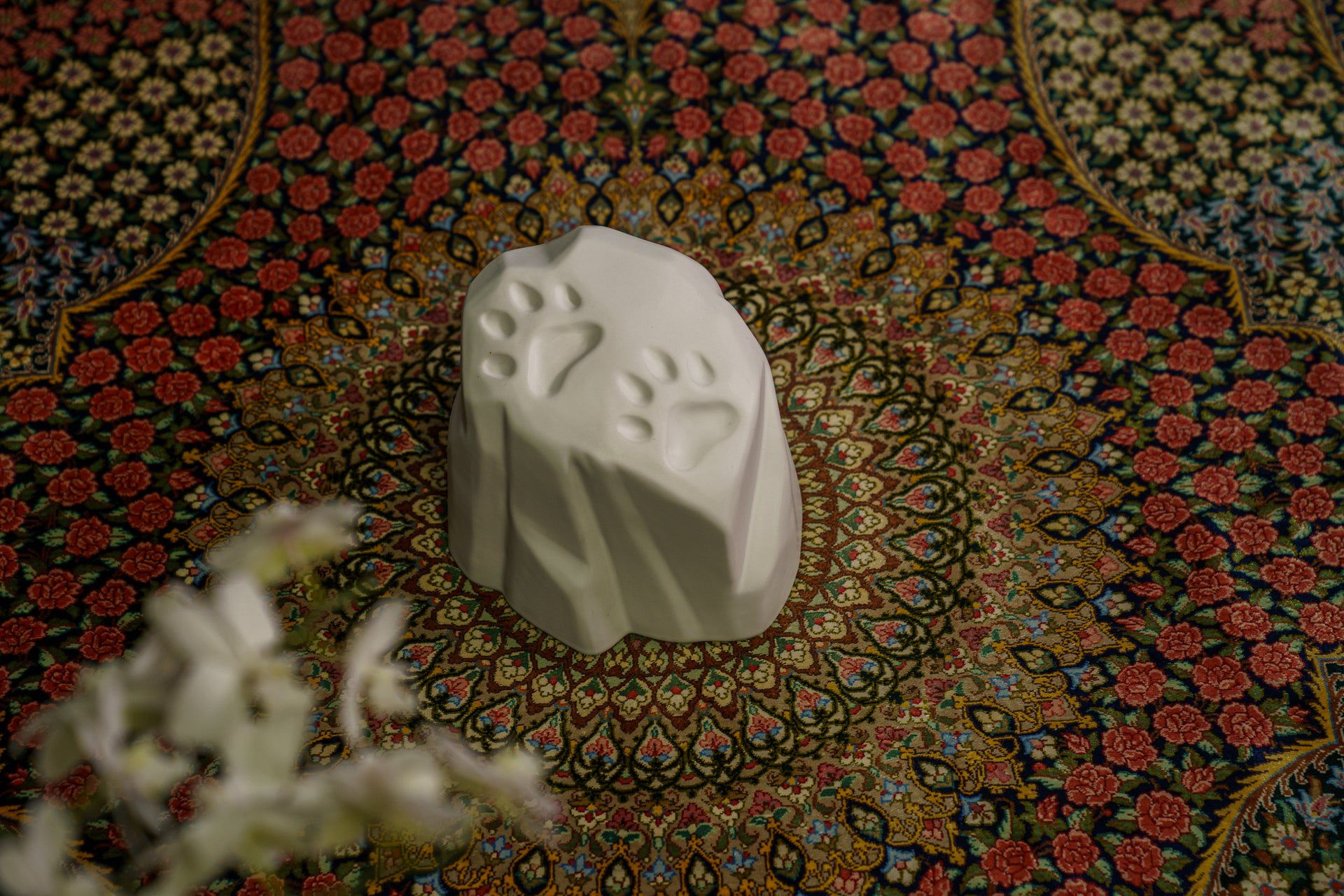 Paw Print Urn For Pet Ashes - White Matte | Ceramic Pet Urn - Pulvis Art Urns