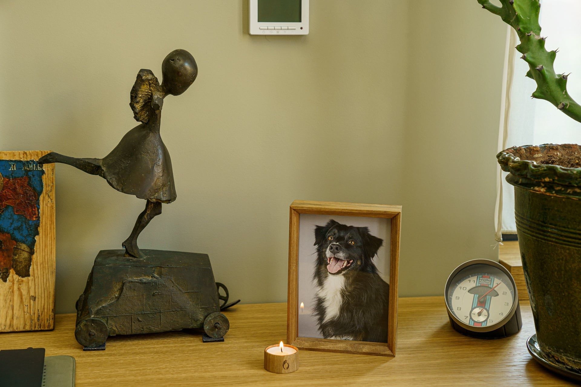 Memorial Picture Frame for Pets - Handmade | Genuine Walnut - Pulvis Art Urns